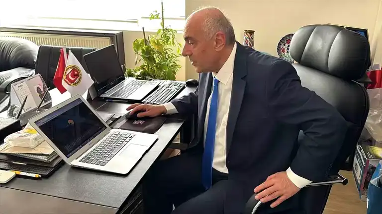 Çetinkaya, AA Yılın Kareleri'ni Seçti