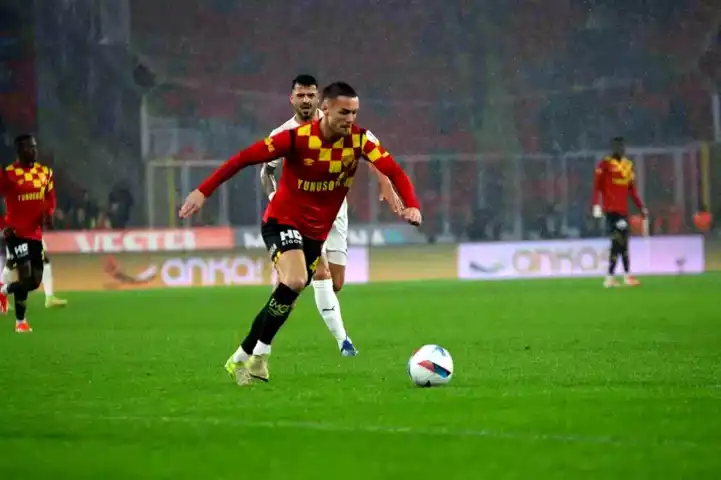 Göztepe, Kasımpaşa'yı Ezer Geçti: 5-0
