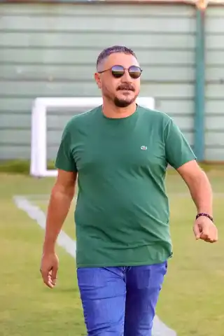 Karşıyaka'da İstifa Sinyali: Gültekin Destek İstiyor!