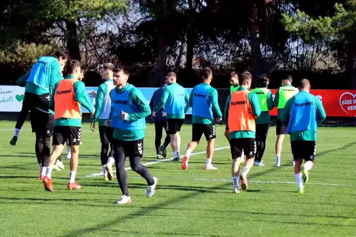 Sakaryaspor, Gençlerbirliği'ne Hazırlanıyor